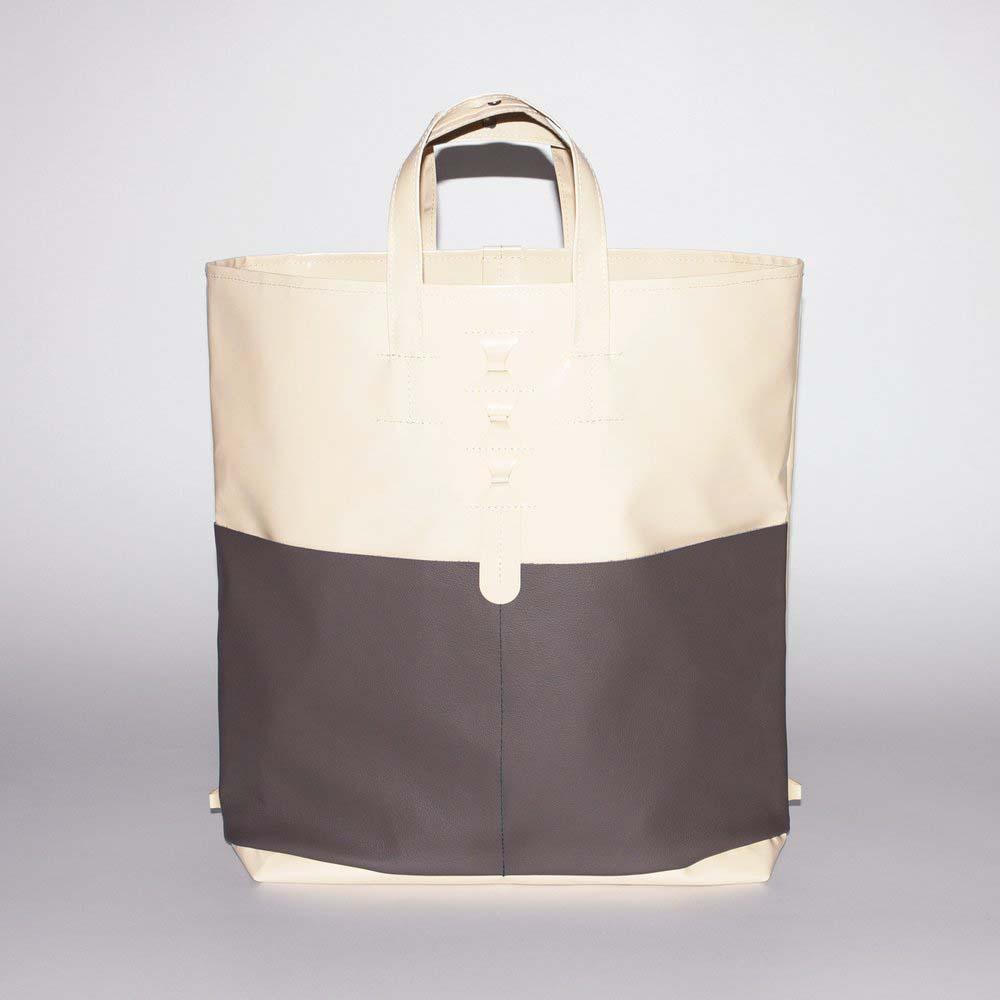 24/8 Tasche, 24/8 Tasche Rubinrot, 24/8 Tasche Safran, 24/8 Tasche Anthrazit, Extratasche, Innentasche, Stuff Bag M, Stuff Bag Large, POWCH Laptoptasche, Elektroniktasche Caramel, Elektroniktasche, Powch, Record Bag, Schaltplattentasche, Recycling Shopper, Recycling-Umhängetasche, Hüfttasche, otrend.ch, opower.ch, omarket.ch, otrend, opower, omarket, trend, power, market, Trends, Trend-Scout, Trend-Shop, Online-Shop, Bernevo, Bernevo AG, Geschenk, Geschenkidee, Manufaktur, Handgemacht, Swissmade, CH-Armee