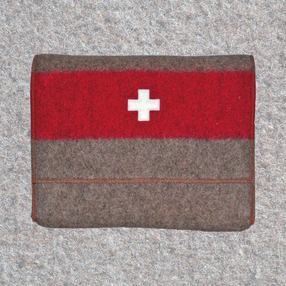 Laptoptasche aus Schweizer Armeedecken, Geschenk, Geschenkidee, Manufaktur, Handgemacht, Swissmade, CH-Armee-Decken, Aktenmappe, Handtasche, Rucksack, Shopper, Tasche, Allroundtasche, Schultertasche, Umhängetasche, Laptoptasche, Schultertasche Vintage Look, Handytasche, Aktentasche, Bowling Bag, Unisex Allroundtasche, Reisetasche, Bowling-Umhängetasche, Schweizer Postsack, Beuteltasche, Shopper Post